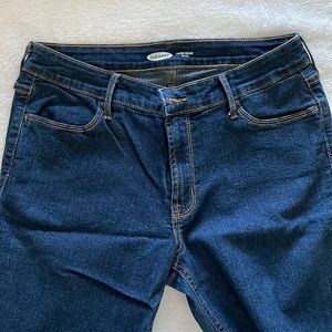 EUC Super Skinny mid-rise jeans